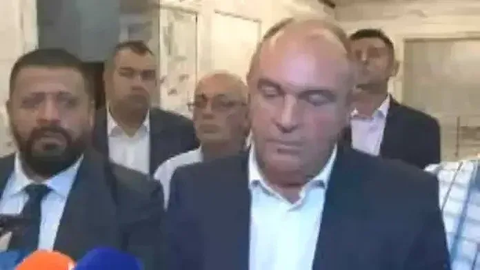 Областен лидер на ДПС: Джевдет Чакъров се самоизключи, председател е само Пеевски