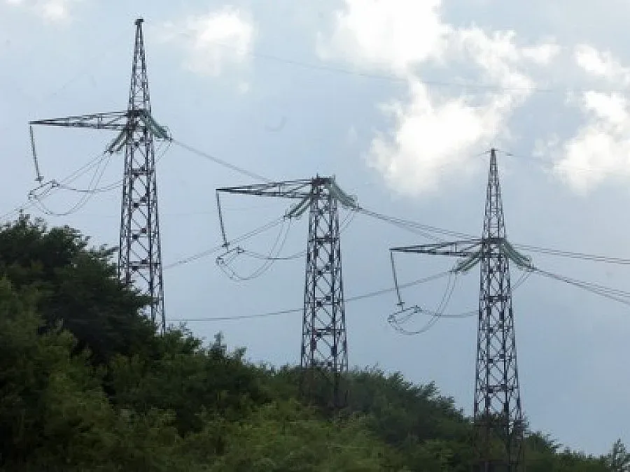 Харчили сме повече, плащаме по-малко ток за декември