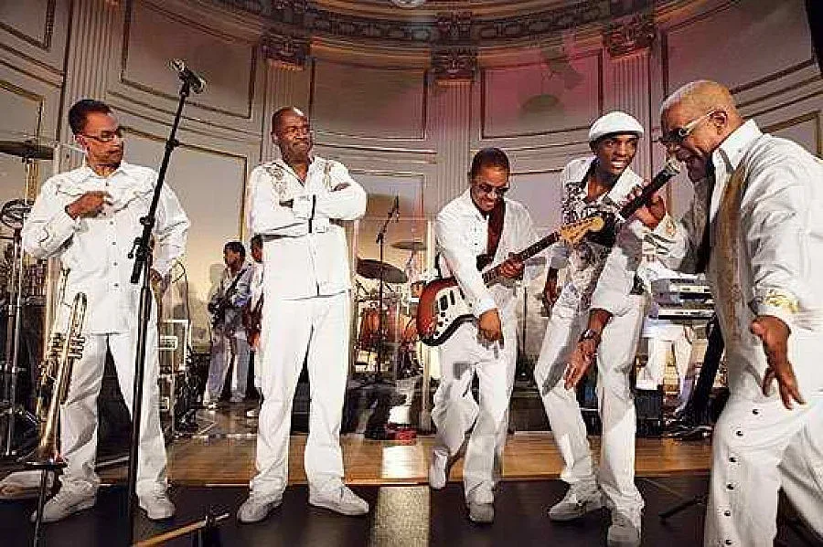 Отпадна концертът на Kool and the Gang в София 