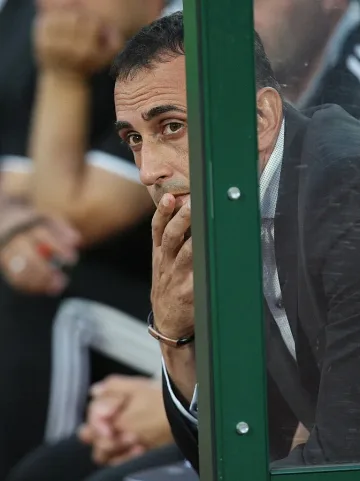 Петев с първа загуба в Кипър