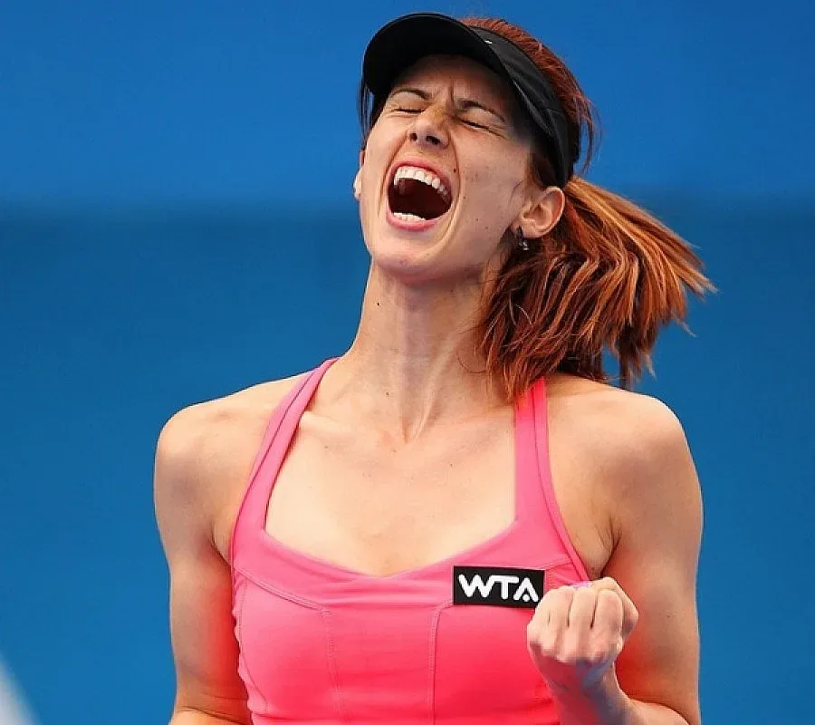 Уникална Цвети стига първи финал за WTA