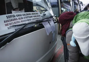 Германия се закани на социалните имигранти