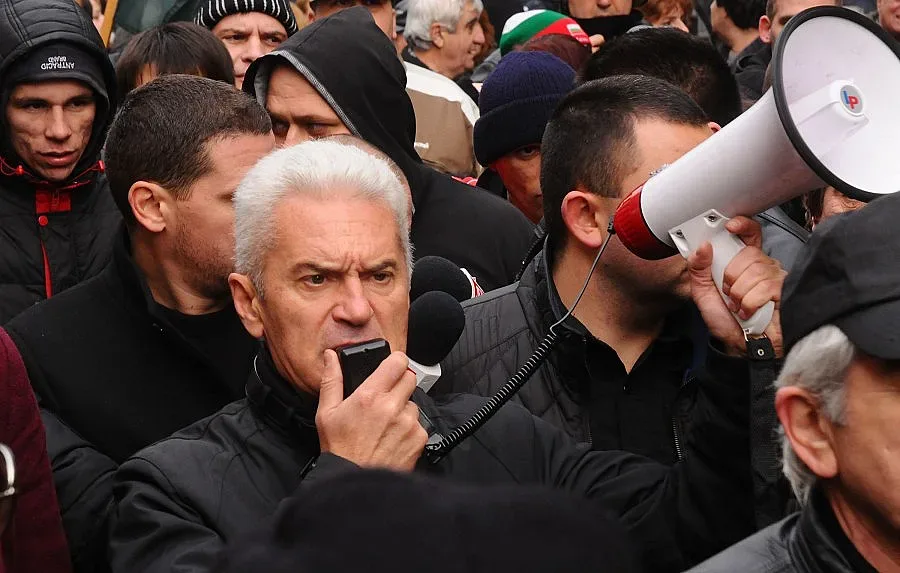 РЗС: Без луди в листите