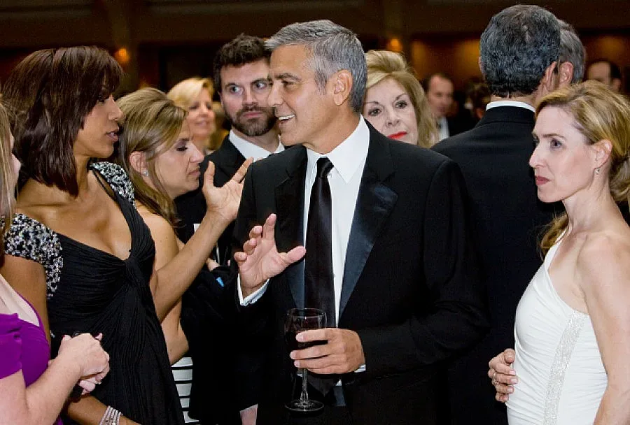 Клуни събра звезди на текила парти