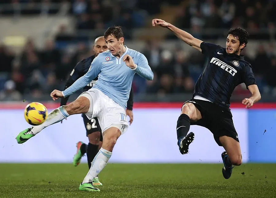 ВИДЕО: Клозе подчини Интер с красив гол в края