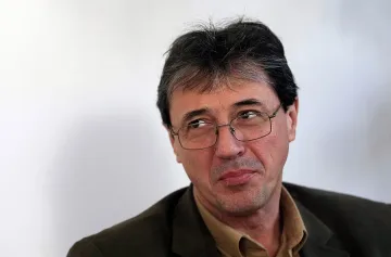 Рокади в партиите след евроизборите