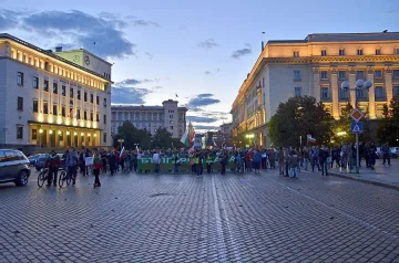 "Ранобудните" нахокаха опозицията