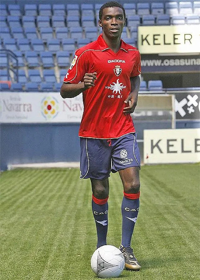 ЦСКА взе нов халф – нигериеца Стивън Сънди