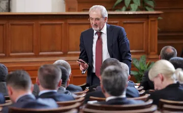 Местан: Ще махнем сенките на силоващината