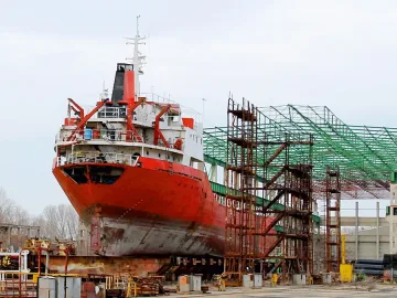 Разпродават за 207 млн. евро "Бургаски корабостроителници"