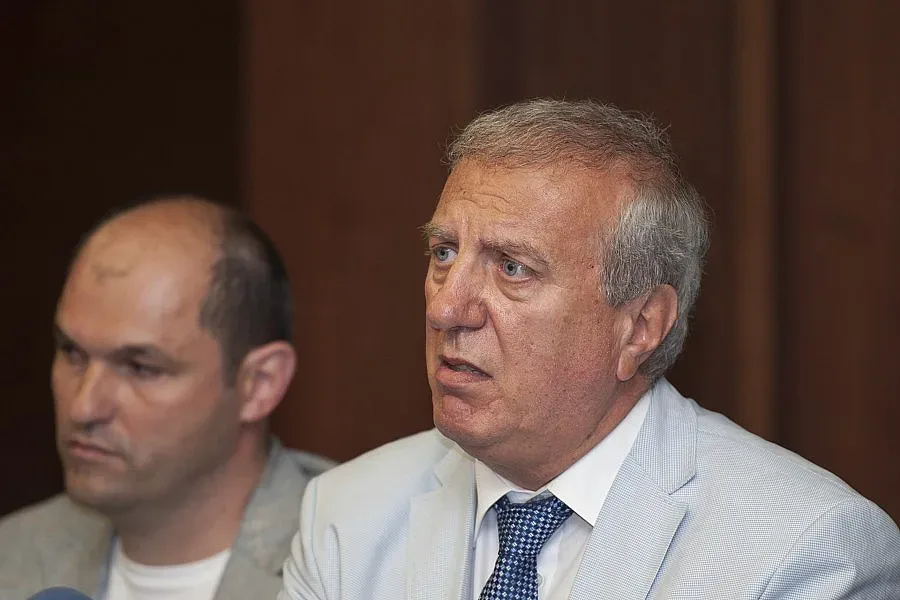 В ЦСКА чакат по 8 заплати