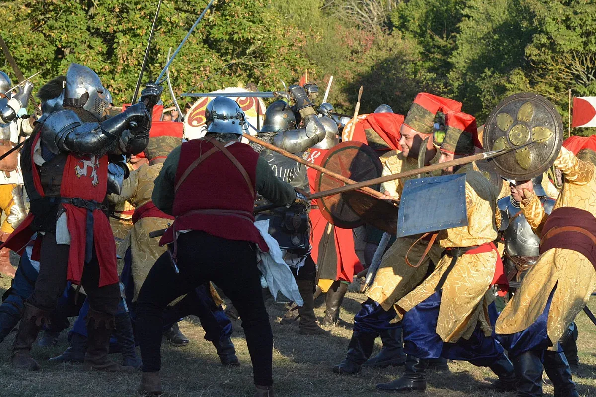 Рицари в Шумен. Стотици гледат култов фестивал