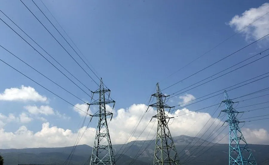 Харчили сме повече ток за празниците