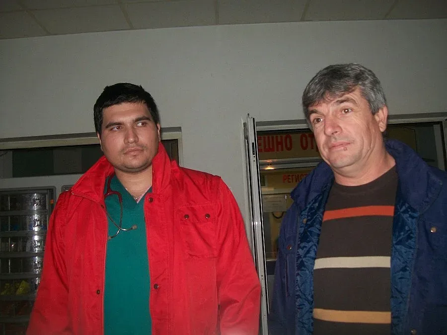 Бъдещ татко плаши да разстреля и да коли спешен екип 