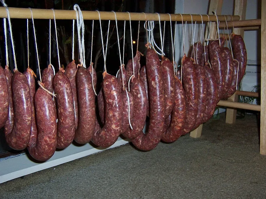 Задигнаха суджука на ямболски бизнесмен в новогодишната нощ 