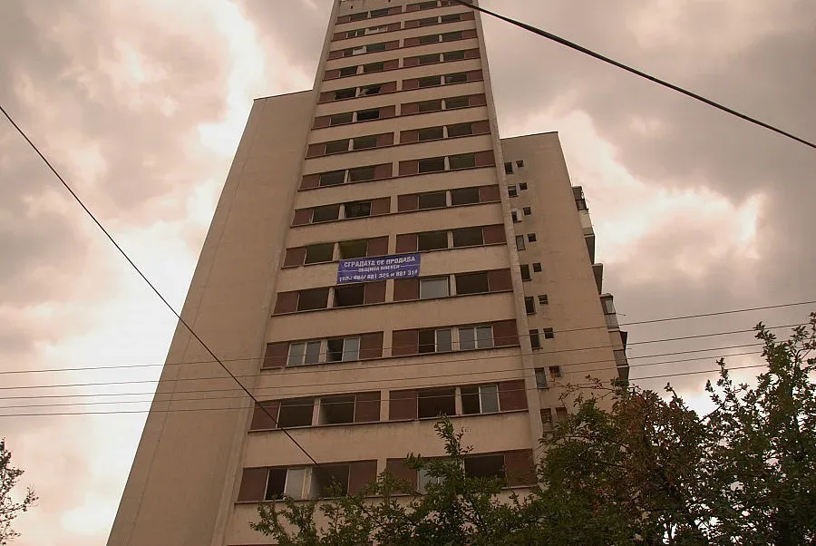 Руснаци или немци може да купят блока на ужасите в Плевен