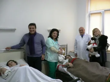 Милко Багдасаров дари последното бебе на 2013 и първото на 2014