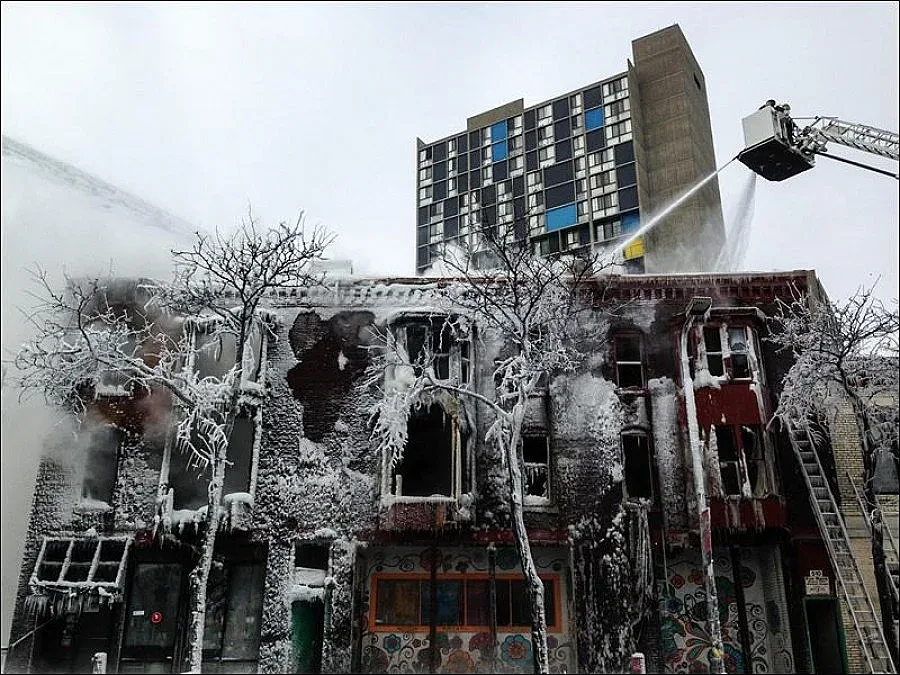 Взрив в жилищна сграда в Минеаполис