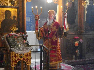 Сливенският митрополит Йоаникий отслужи Василиева литургия