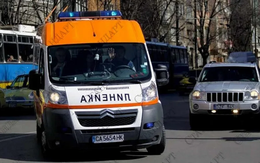 Намушкаха двама араби на "Лъвов мост"