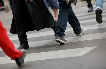 Блъснаха жена на пешеходна пътека в Сливен