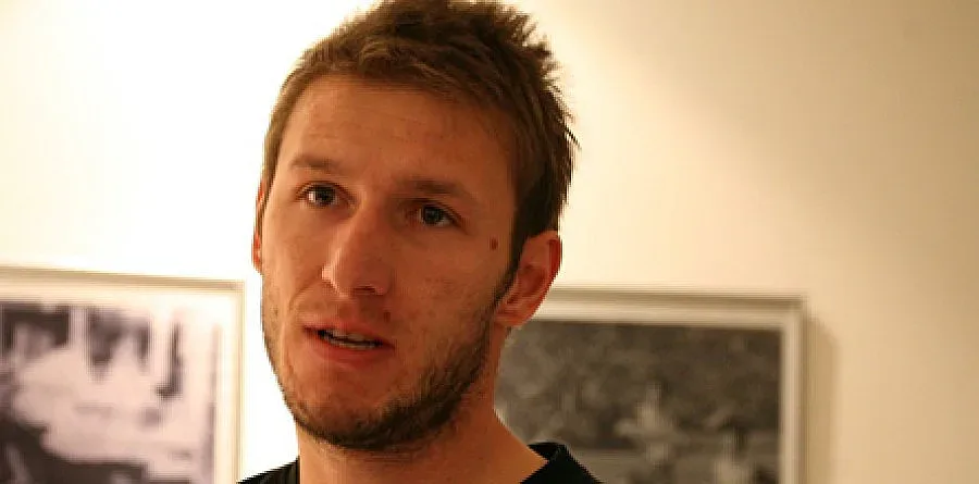 "Славия" поиска грешника Везалов