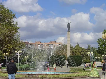 Червени депутати бранят бургаския Альоша