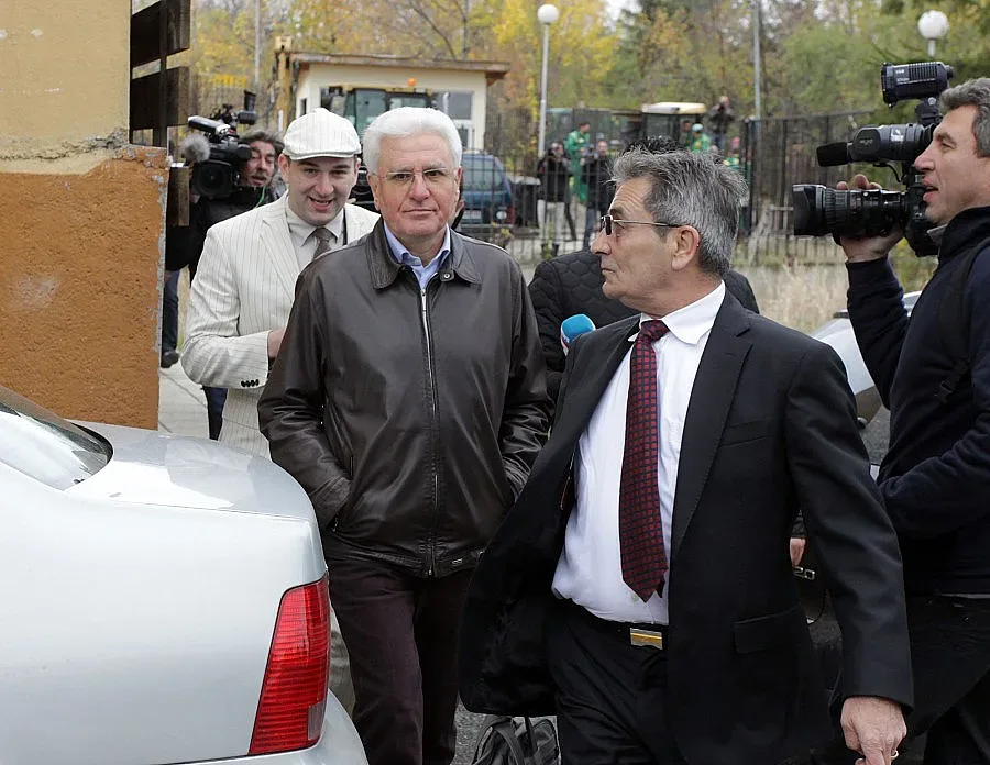 Полицаи търсят Бисеров със снимка