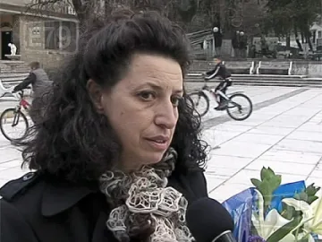 Общинарка без заплата заради неплатен данък