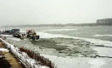 Януари - без сняг, Дунав падна под 2 метра