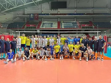 "Левски" попиля "Фенербахче" в Истанбул
