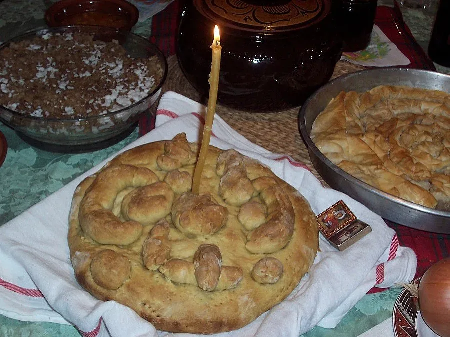 Три хляба се месят за Бъдни вечер