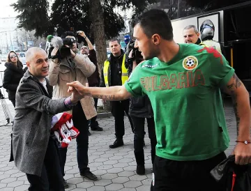 Наш богаташ събира Божинов и Камбуров