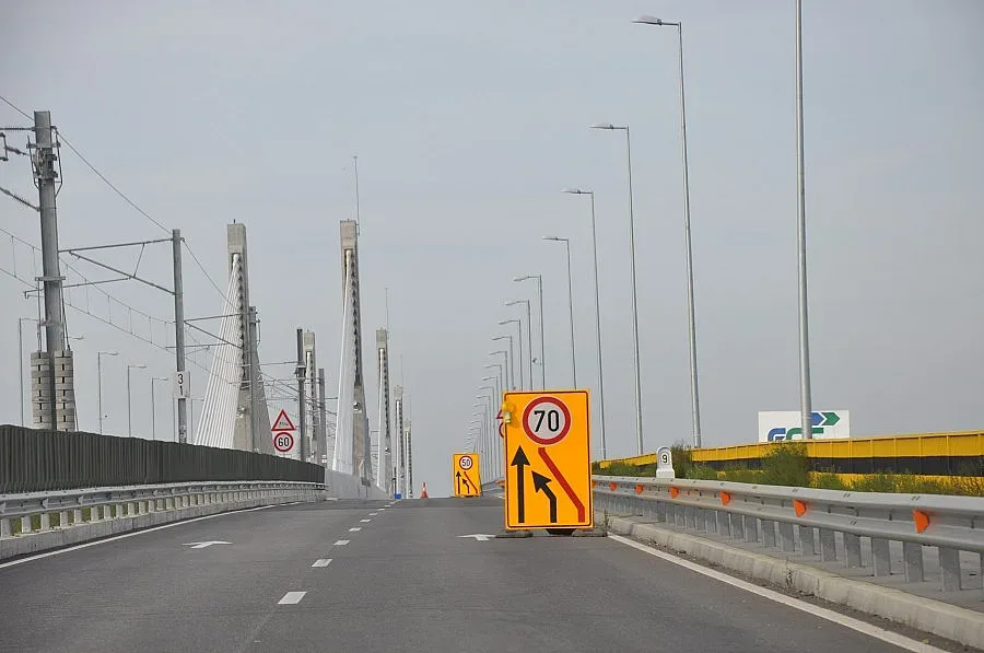 Моста Видин-Калафат са прекосили 250 хил. превозни средства