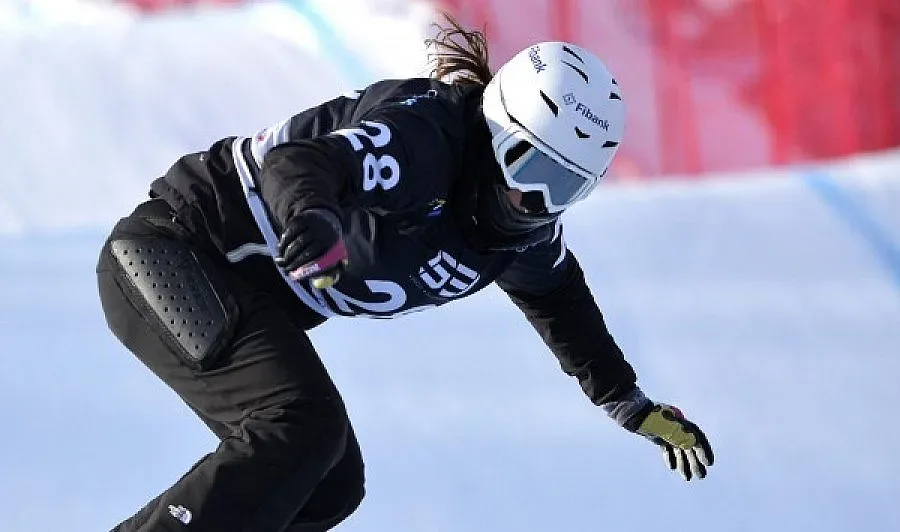 Александра Жекова завърши шеста в сноубордкроса