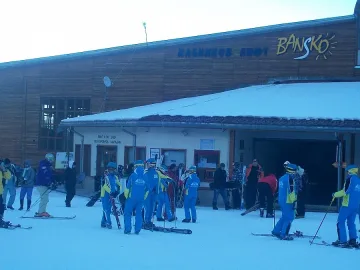 Гърци и англичани посрещат Коледа в Банско