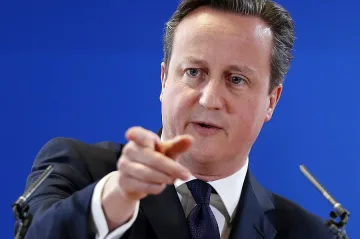 Камерън плаши да блокира нови кандидатки за ЕС