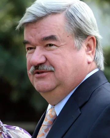 Повече общи празници