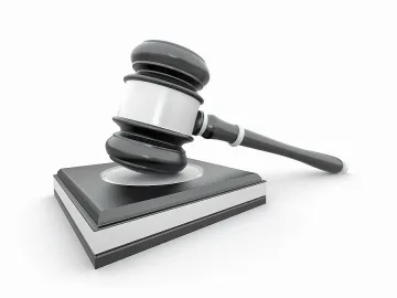 Прибират хакерите на топло за 2 години