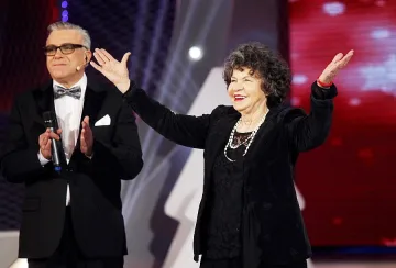 Стояна разплака Владо