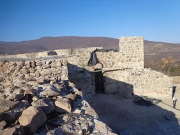 Вдигат сватби в крепостта на гълъба