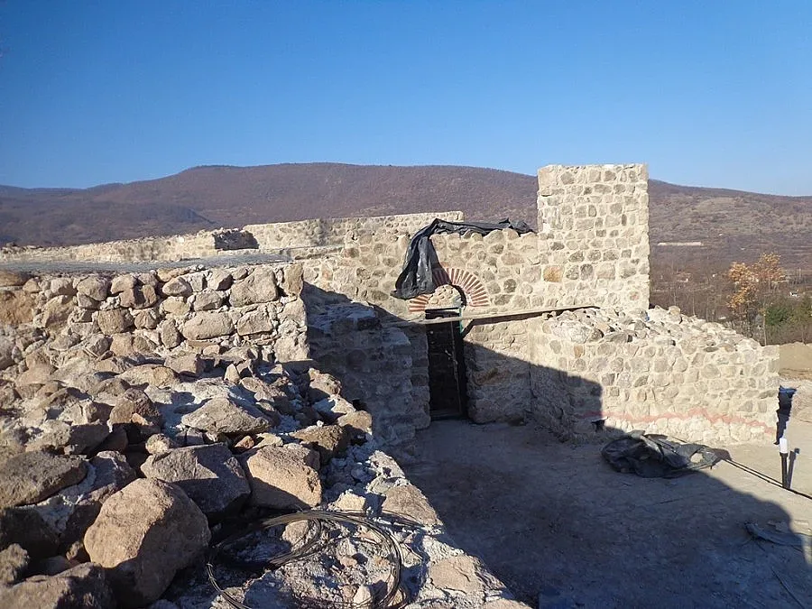 Вдигат сватби в крепостта на гълъба