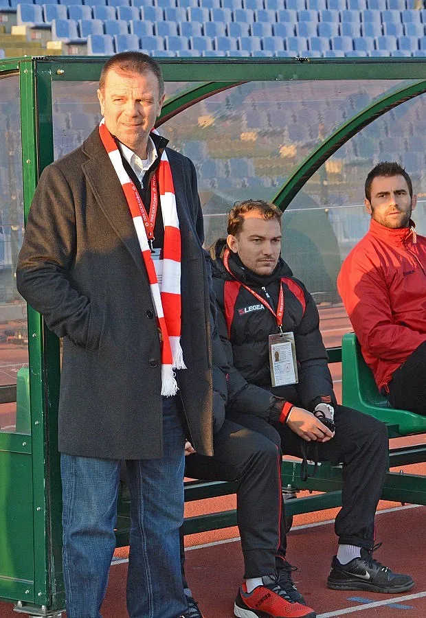 Метлата в ЦСКА помита 8 футболисти