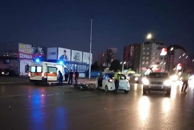 Тежък удар на пътя в столицата! Спешна помощ е на място