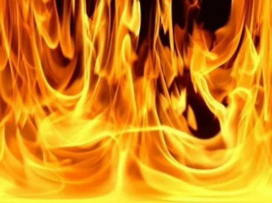 Пожар задуши фатално трима възрастни