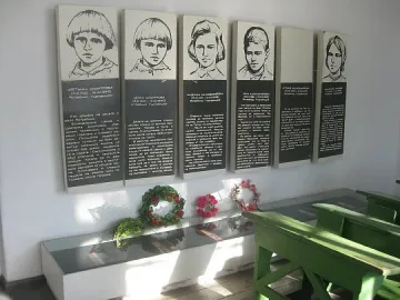 Депутатите почетоха Шестте ястребинчета