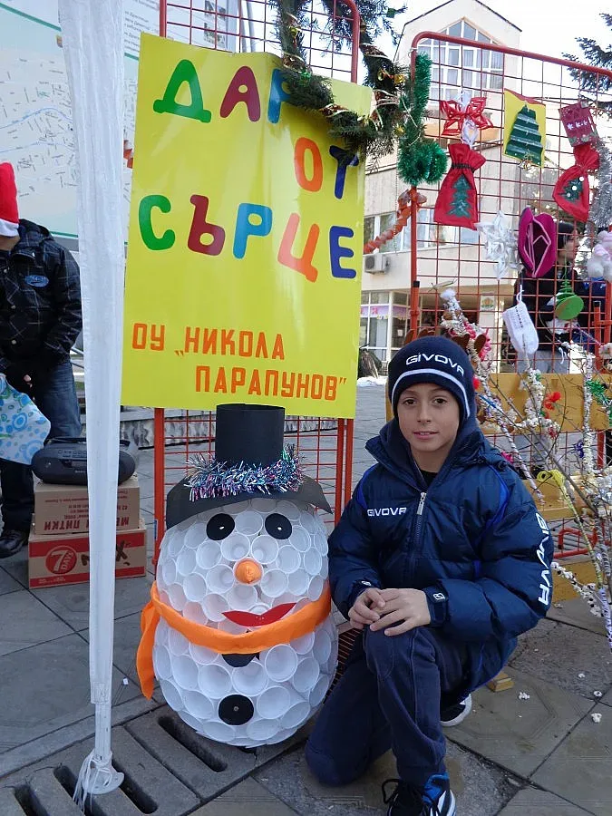 Благотворителни базари в Разлог събират пари за деца в нужда