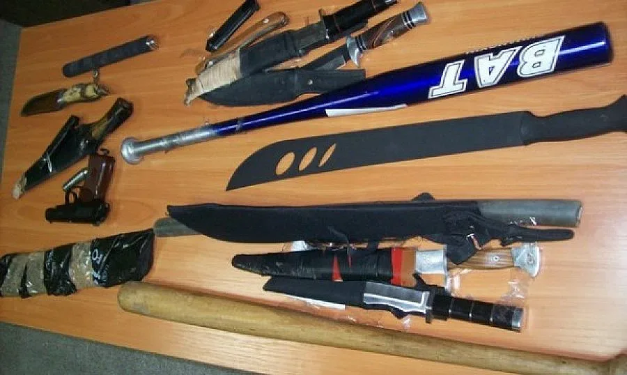 Нож в гърба, ако не си платиш на Рижите