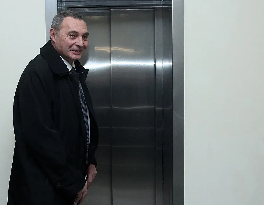 Евгени Диков оглавява следствието