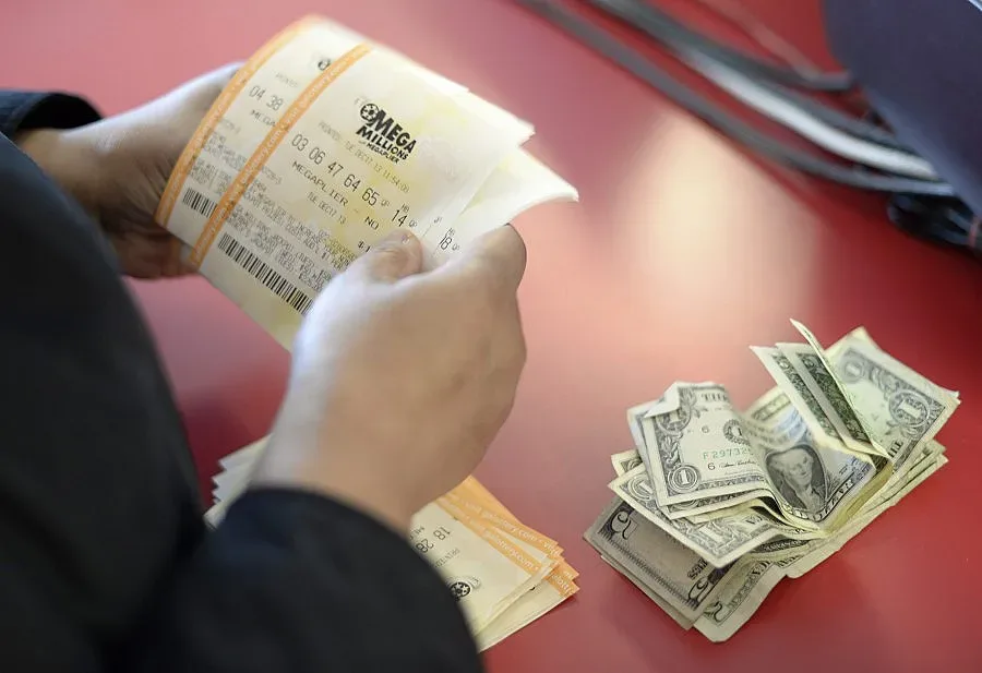 В САЩ падна джакпот от 636 000 000 долара